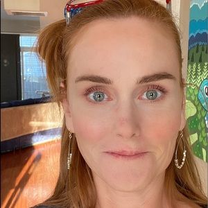 Meet your Posher, Leigh